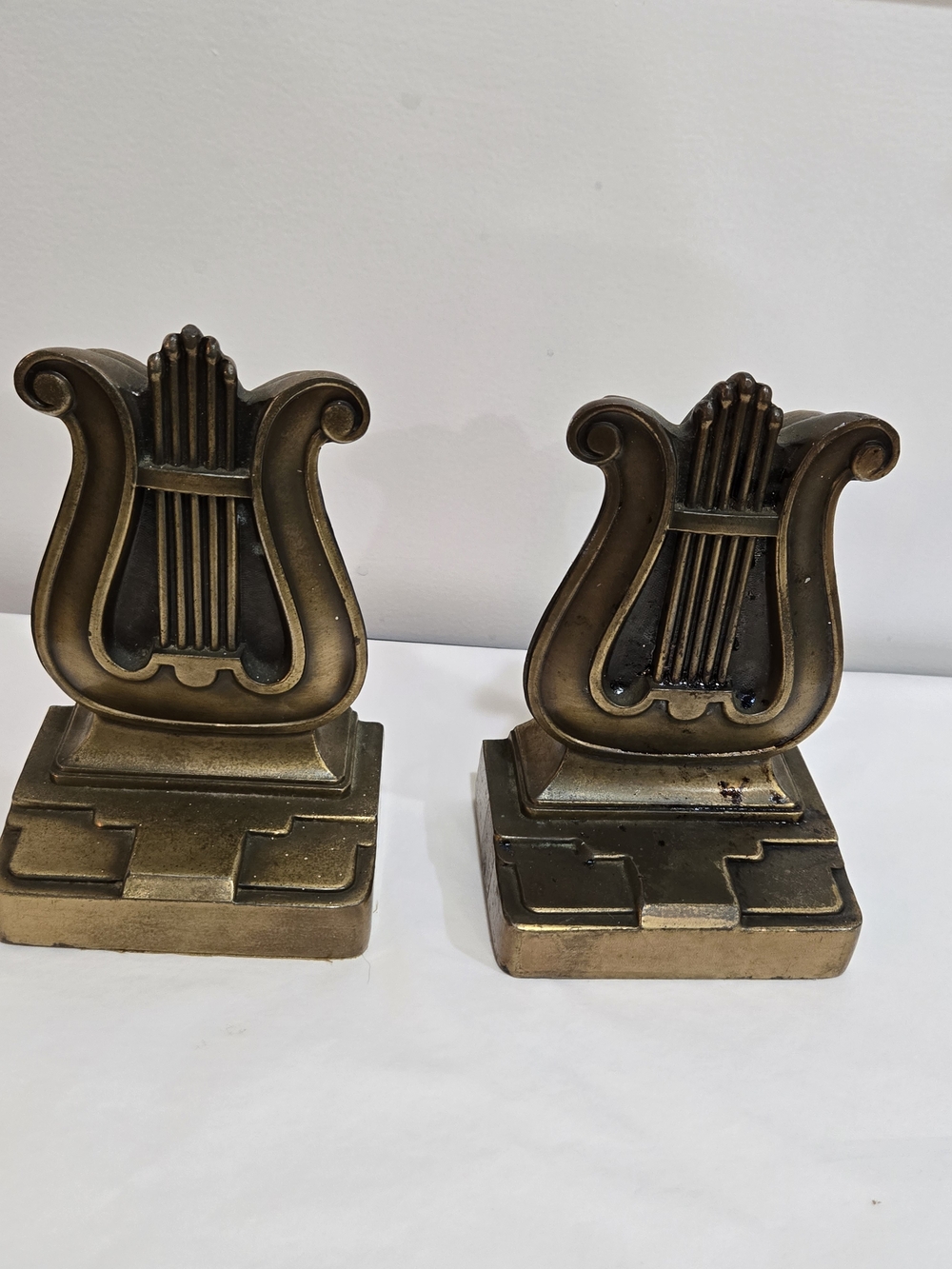 Vintage PMC 56B Brass Plated Lyre Harp Bookends - Art Deco / Hollywood Regency